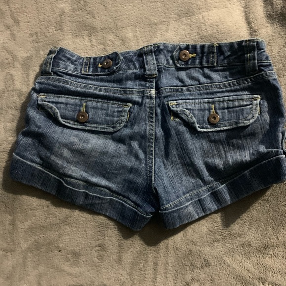 Jean shorts - Picture 3 of 3